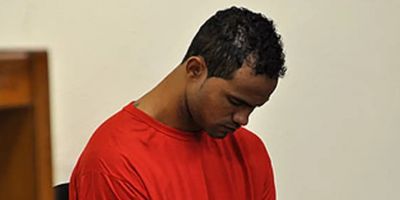 Goleiro Bruno é considerado foragido pela Justiça do Rio de Janeiro