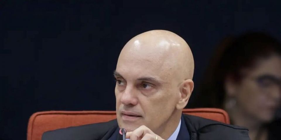 Moraes nega visita de assessor de Trump a Bolsonaro na Papudinha