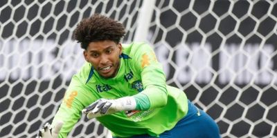 Goleiro Hugo Souza é convocado para a seleção após lesão de Alisson