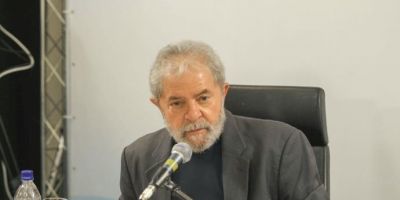 Lula pode assumir ministério no governo Dilma