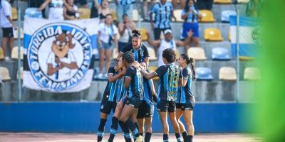 Grêmio supera Internacional por 2 a 1 no Brasileiro Feminino