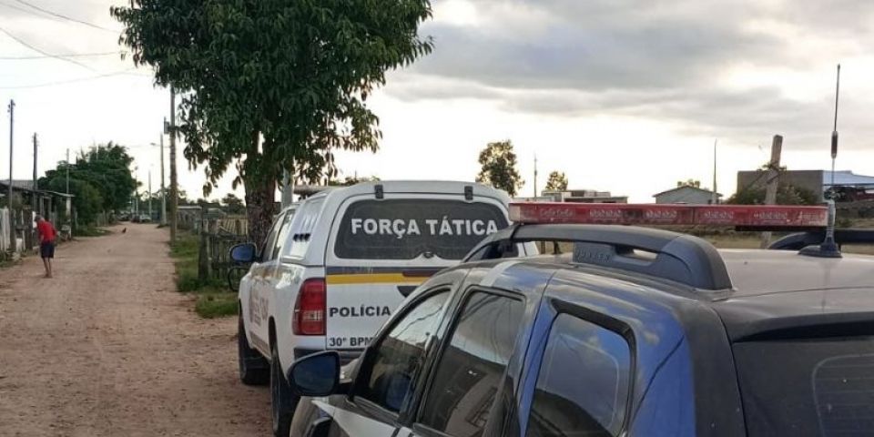 Jovem que atuava como “gerente” em ponto de tráfico de drogas é apreendido em Camaquã