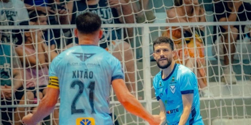Vélez Camaquã vence o Peñarol por 5 a 1 pela Taça Farroupilha Metroserra