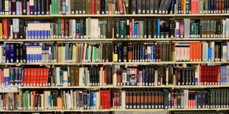 MEC disponibiliza aplicativo gratuito com oito mil livros