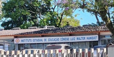 Eduardo Leite sanciona reajuste de 5,4% retroativo a janeiro sobre o piso do magistério estadual
