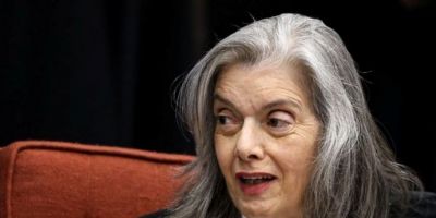 Cármen Lúcia afirma que é aconselhada a deixar STF por ataques machistas