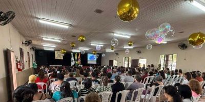 Mais de 200 camaquenses iniciam cursos do Centro de Geração de Renda