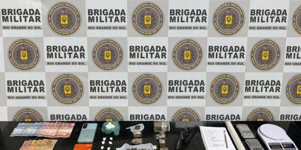 Polícia descobre ponto de comercialização de drogas em São Lourenço do Sul
