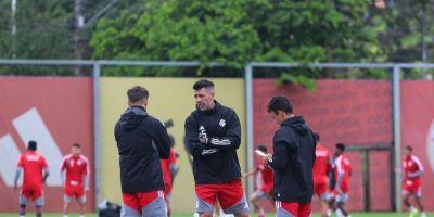 Com desfalques, Inter visita o Botafogo em jogo do Brasileirão
