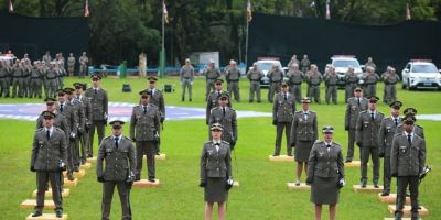 Eduardo Leite participa da formatura de 42 novos capitães da Brigada Militar