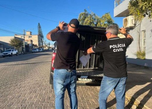 Jovem de 19 anos é presa por tráfico de drogas em São Lourenço do Sul