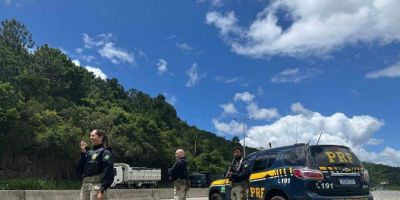 PRF apresenta balanço da Operação Dia do Trabalho 2026 nas rodovias federais do RS
