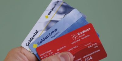 Planos de saúde coletivos têm reajuste médio de 9,9%, mostra ANS