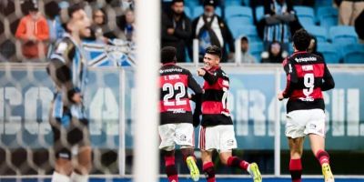 Grêmio é derrotado para o Flamengo na Arena e entra no Z4 do Brasileirão