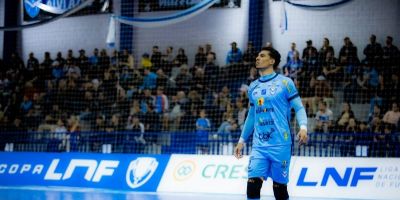 Com promessa de Wadislau Niemxeski cheio, Vélez Camaquã recebe o Lages Futsal pela LNF Silver