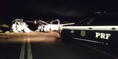 Homem morre e duas pessoas ficam feridas em grave acidente na BR-392, no RS