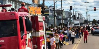 Tapes realiza caminhada em alusão ao combate ao abuso e exploração sexual de crianças e adolescentes