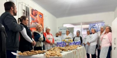 Curso qualifica profissionais da alimentação escolar em Camaquã