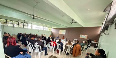 Camaquã sedia encontro regional de qualificação na Atenção Primária à Saúde