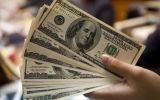 Com pausa em negociações sobre a guerra no Oriente Médio, dólar cai para R$ 5,02 e petróleo sobe 4% 