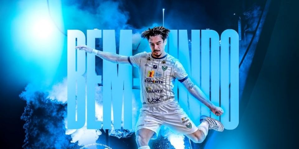 Vélez Camaquã anuncia Lucas Schwartz como novo reforço para o restante da temporada