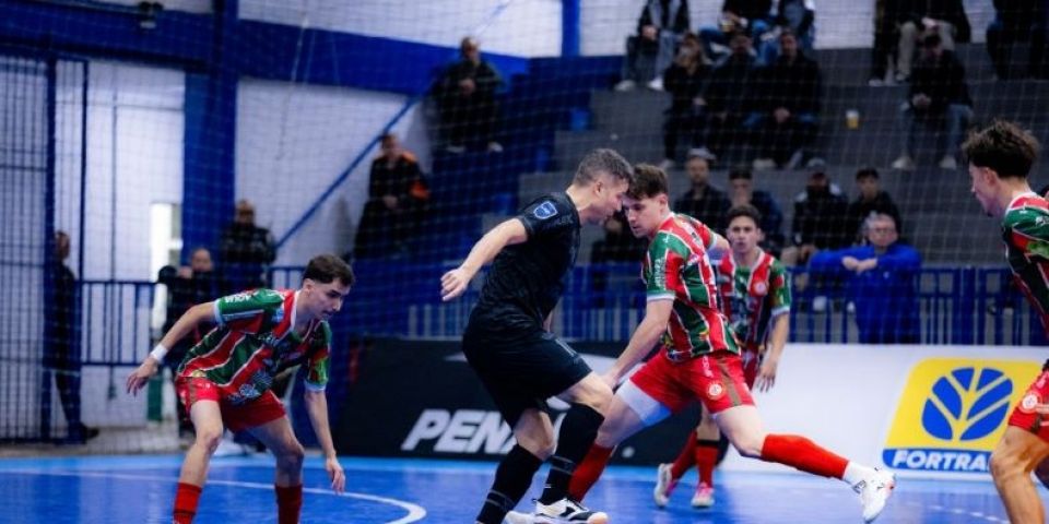 Vélez Camaquã é derrotado pela AGE Futsal na estreia do Gauchão Série A 2026