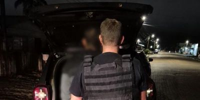  Homem descumpre medidas protetivas de urgência e é preso em Camaquã