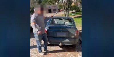 Motorista revoltado com situação do veículo, quebra o carro em Dom Feliciano