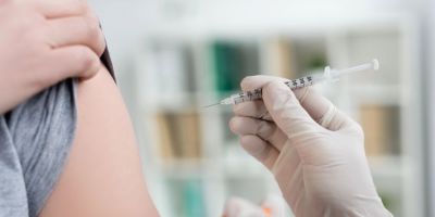 Jovens de 15 a 19 anos têm até 30 de junho para se vacinarem contra HPV