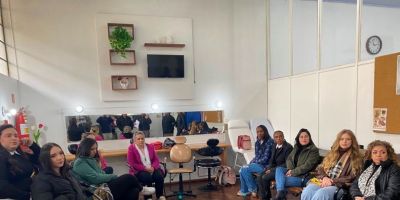 Centro de Geração de Renda forma novas profissionais em curso de maquiagem em Camaquã