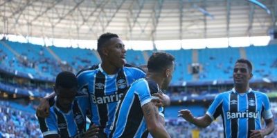 Grêmio goleia o Lajeadense e dispara na liderança do Gauchão