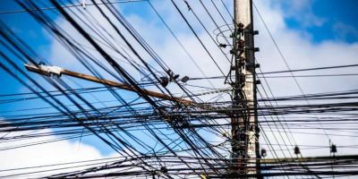 Operação Poste Limpo começa nesta quarta-feira (08) para organizar fiação urbana em Camaquã