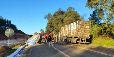 Homem de 36 anos morre em colisão frontal entre carro e carreta no RS