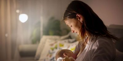 Amamentação reduz risco de doença cardíaca na mãe