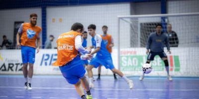 Camaquã enfrenta o Jaraguá (SC) por vaga nas semifinais da Copa LNF