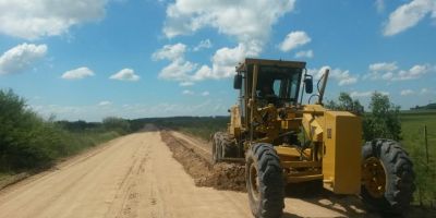 Secretaria dos Transportes atua na manutenção de estradas, travessões e pontes no interior