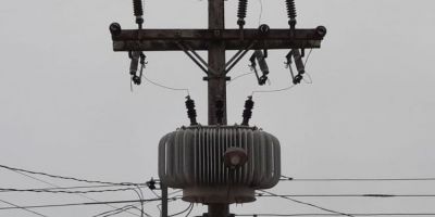 Cerca de 28 mil clientes da CEEE Equatorial ainda estão sem luz no RS