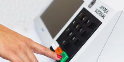 Com envelhecimento da população, eleitorado jovem recua 22% em 16 anos