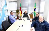Governo do RS reafirma compromisso com asfaltamento da RS-715, em Cerro Grande do Sul