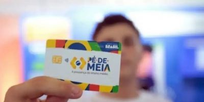 Pé-de-Meia paga hoje 5ª parcela a alunos nascidos em julho e agosto