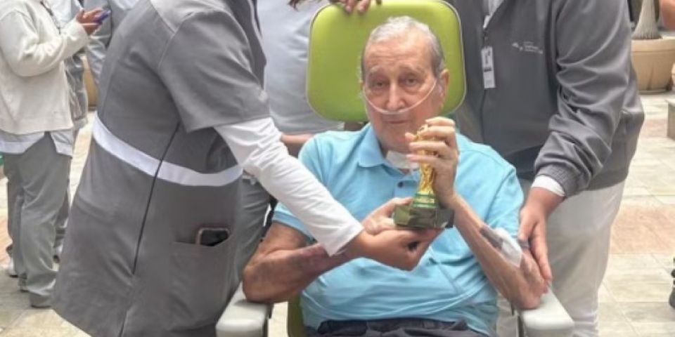 Ex-técnico da Seleção Brasileira, Parreira recebe alta após 80 dias internado