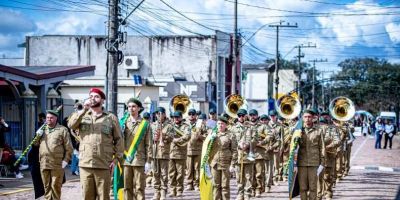 Banda 25 de Julho faz estreia oficial no desfile de 7 de Setembro em Pantano Grande