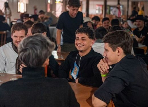 Acampamento Farroupilha de Camaquã terá torneio de truco com R$ 8 mil em premiação