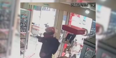 Relojoaria é alvo de assalto à mão armada no centro de Camaquã