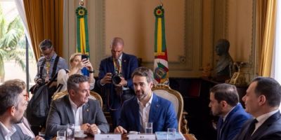 Eduardo Leite recebe Luciano Zucco para iniciar transição de governo