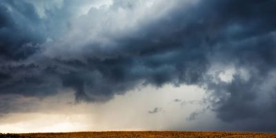 Feriado tem alerta para tempestades em quase todo o país