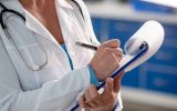 Congresso aprova exame obrigatório para exercício da medicina