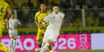 Com um a menos, Inter perde por 2 a 0 para o Mirassol e segue no Z-4 do Brasileirão
