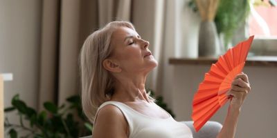 Dia Mundial da Menopausa destaca importância do cuidado e informação sobre a saúde feminina