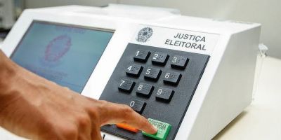 Engenheiro detalha segurança das urnas eletrônicas após conteúdos sobre fraudes viralizarem
